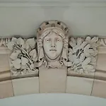 1,184 Sq Ft Historic Landmark, Checkpoint Charlie アパート