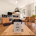 アパート 1,184 Sq Ft Historic Landmark, Checkpoint Charlie ベルリン