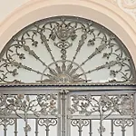 アパート 1,184 Sq Ft Historic Landmark, Checkpoint Charlie *