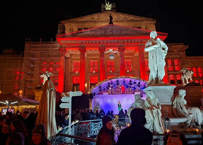 1,184 Sq Ft Historic Landmark, Checkpoint Charlie