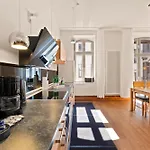1,184 Sq Ft Historic Landmark, Checkpoint Charlie Apartment