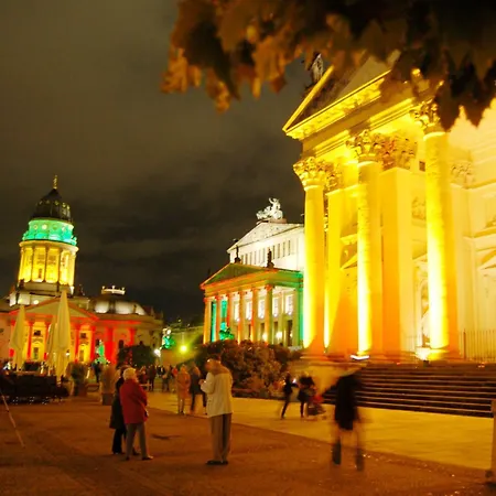 1,184 Sq Ft Historic Landmark, Checkpoint Charlie *